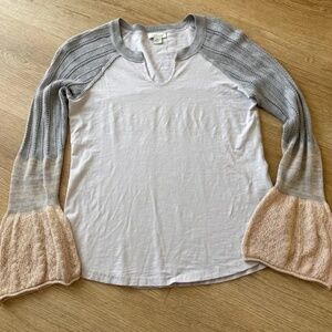 Sundance Cozy Canyon Grey Tan Split Neck Long Bell Sleeve Mixed Media Top Small